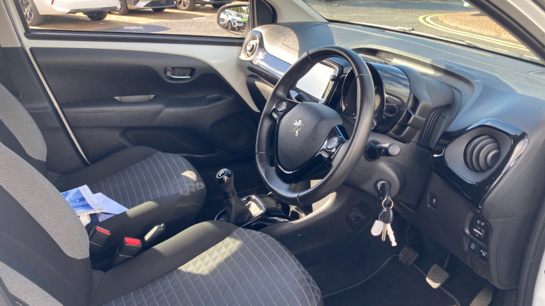 Peugeot 108 1.0 72 Collection 5dr Petrol Hatchback